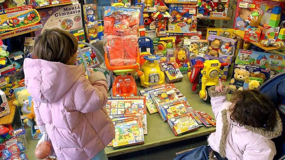 Los comercios se preparan para el Día del Niño en medio de la incertidumbre