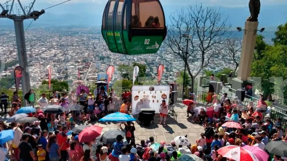 Con shows y musicales en vivo: hoy se celebra el Día de la Juventud en Salta