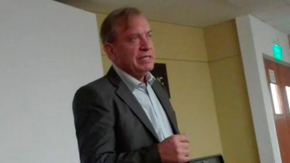 Apuntan contra el intendente Daniel Moreno por iniciar obra millonaria en terrenos privados