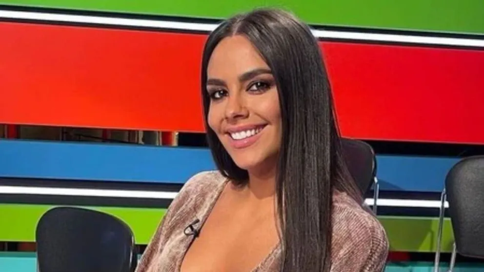 Al igual como Georgina, Cristina Pedroche recibe duras críticas con su último posado