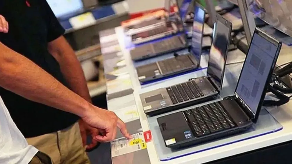 Liquidación en tecnología de una empresa argentina: descuentos en celulares, notebooks y tablets