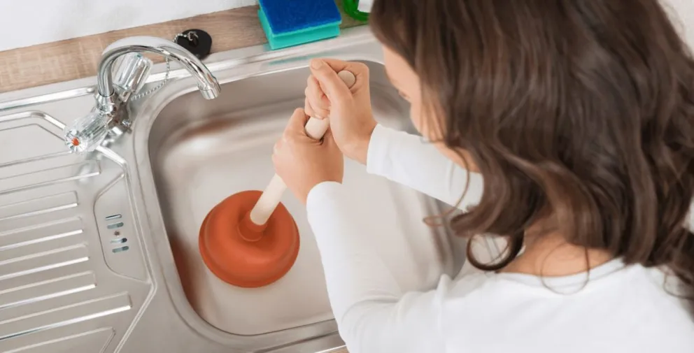 Destapa las cañerías de tu hogar en pocos pasos usando este ingrediente estrella