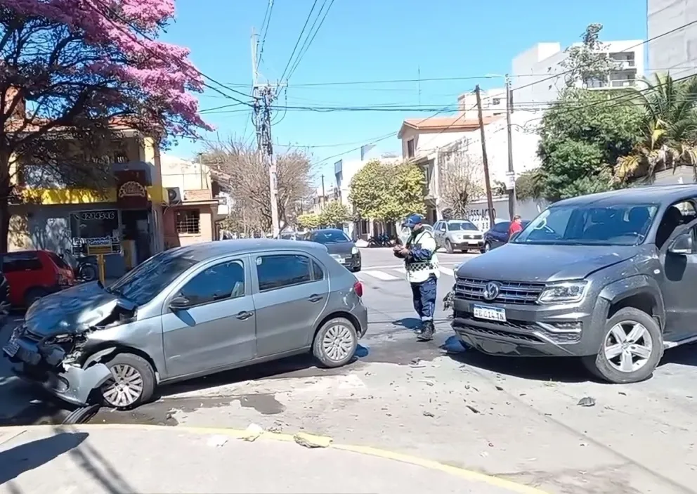 Un accidente vial se reportó en Av. Belgrano, un niño resultó herido 