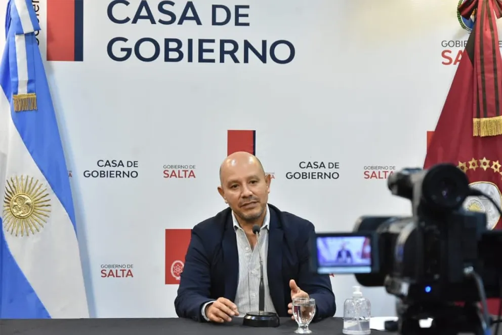 Carlos Saravia indicó que el aumento de la luz tendrá que ser equitativo con la calidad del servicio