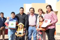 Gustavo Sáenz entregó 25 nuevas casas en El Galpón y se proyecta llegar a las 100