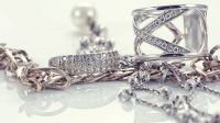 No tires tus joyas de plata manchadas y opacas: con este increíble truco las podrás dejar como nuevas