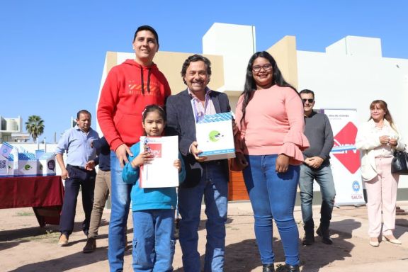 Gustavo Sáenz: "100 familias de El Galpón cumplirán el sueño de la casa propia"