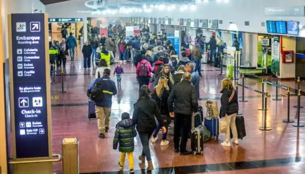 Continúan las demoras y cancelaciones de vuelos desde y hacia Salta