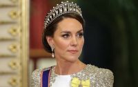Kate Middleton se salta el protocolo de la realeza para inspirarse en el look de la reina Máxima: fotos