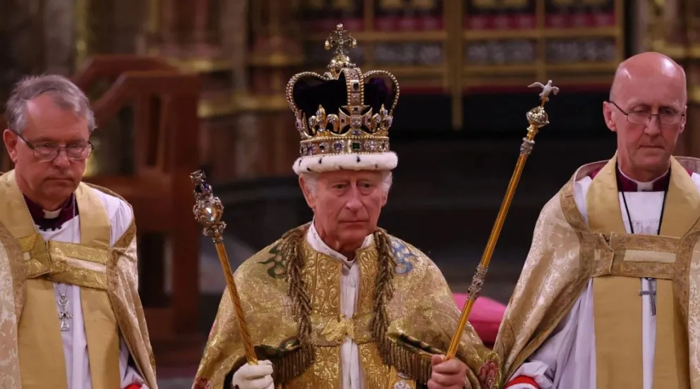 Alerta en la corona británica: una predicción asegura que Carlos III podría dar un paso al costado