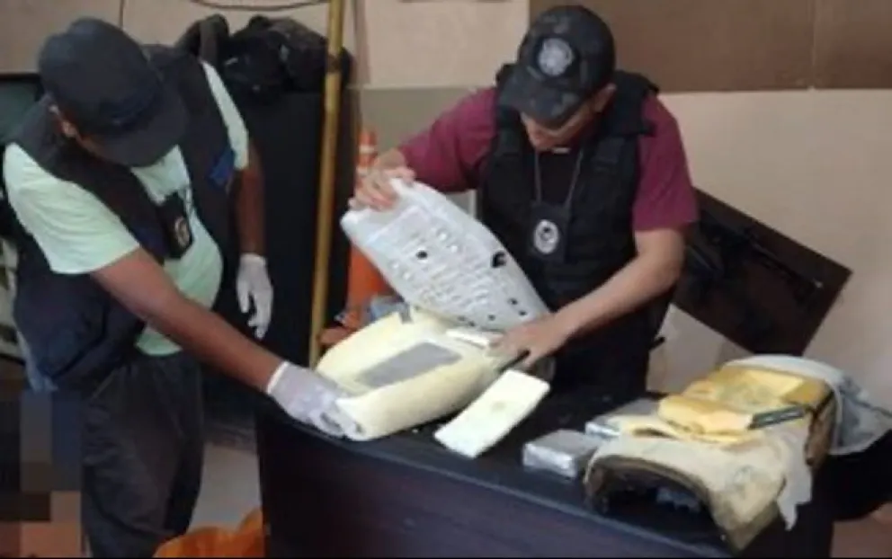 La Aduana evitó el ingreso de un importante cargamento de droga en el norte salteño