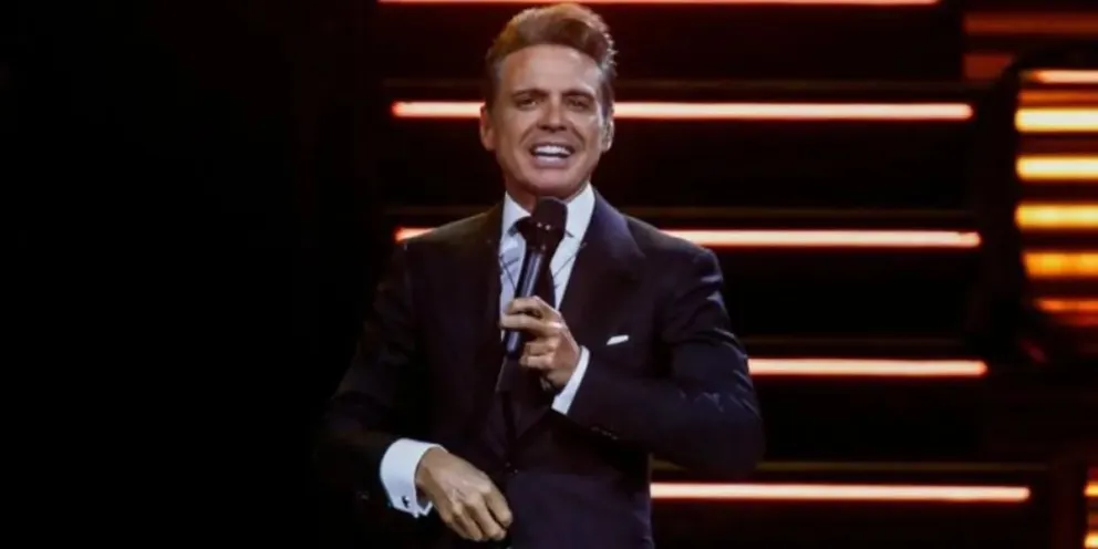 Luis Miguel sufrió un tremendo golpe en pleno show en México y preocupó a todos: video viral
