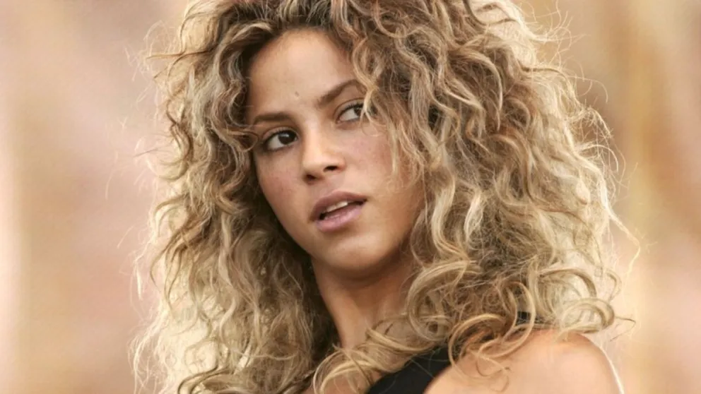 Se viraliza video de Shakira con 14 años donde la comparan con su hijo Milán 