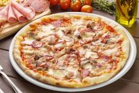 Pizza argentina: la receta más fácil, rica, crujiente y jugosa para comer sin remordimiento