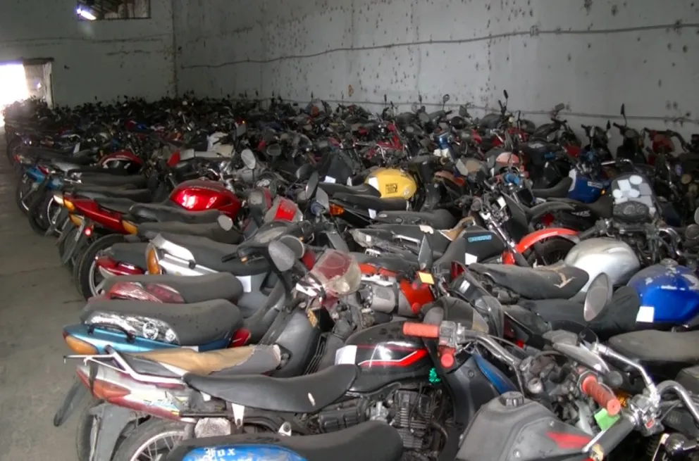 Retuvieron su moto en un control en Metán, intentó recuperarla y descubrió que había sido vendida