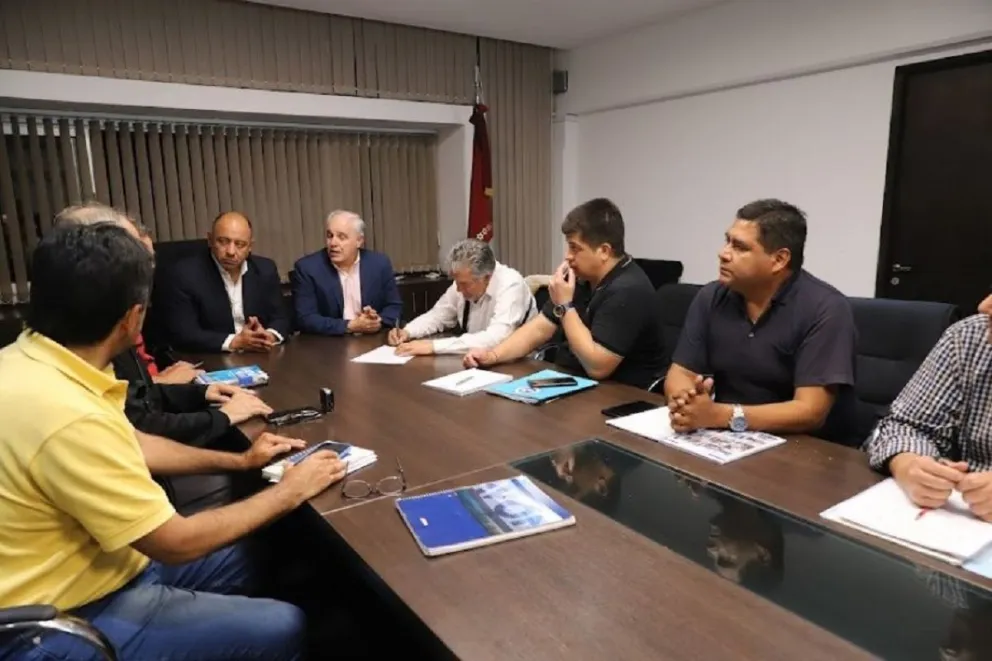 Paritarias docentes en Salta: el Gobierno y los gremios se reunieron por tercera vez