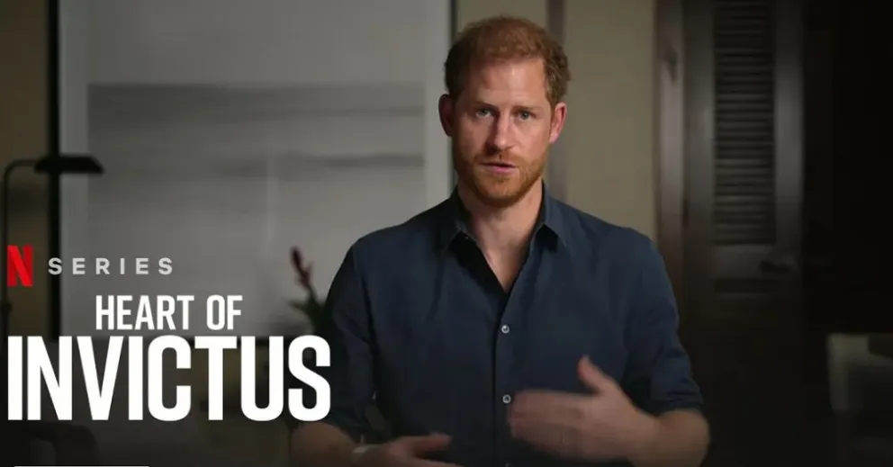 Fans en shock: el insólito gesto del príncipe Harry en el estreno de su documental que nadie esperaba