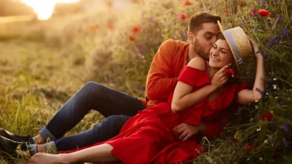 Los 3 signos del zodíaco que nacieron para estar juntos: son compatibles en todo