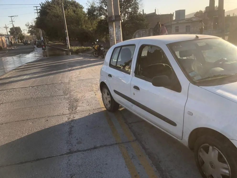 Un niño herido tras un fuerte choque a metros del nuevo puente de Villa Palacios