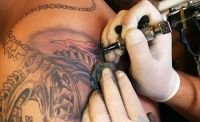 Diputados salteños aprobaron el proyecto de Ley que establece normas en locales de tatuajes y piercings 
