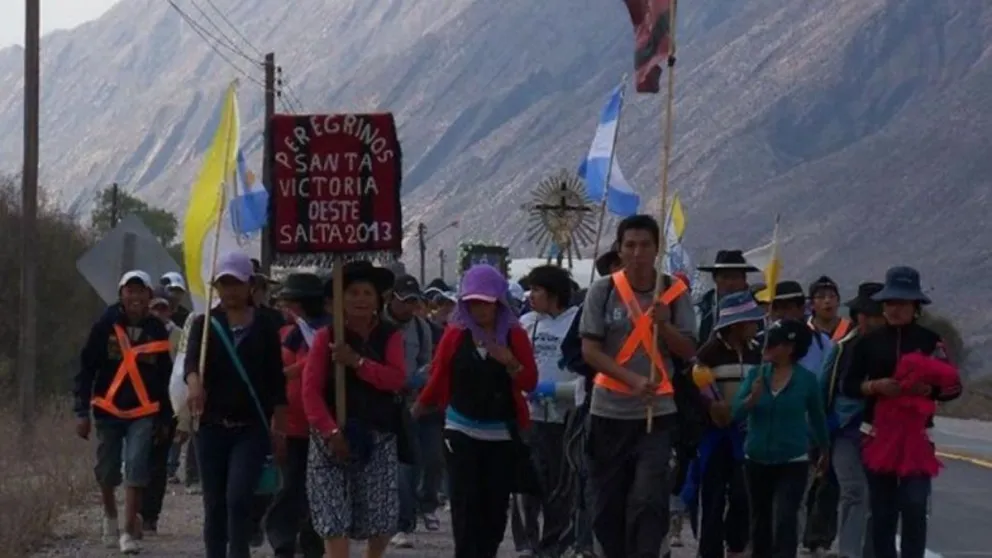 Hoy inicia la peregrinación desde Santa Victoria Oeste: un viaje de fe de 13 días