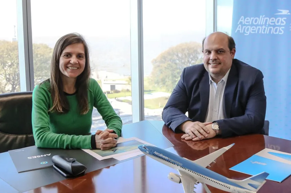 ANSES y Aerolíneas Argentinas anunciaron un 20% de descuento para jubilados: conocé los detalles