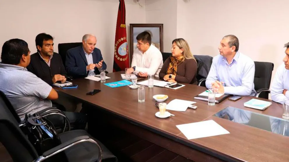 Docentes Autoconvocados rechazaron el aumento del 15% acordado por los gremios