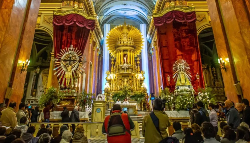 Señor y Virgen del Milagro