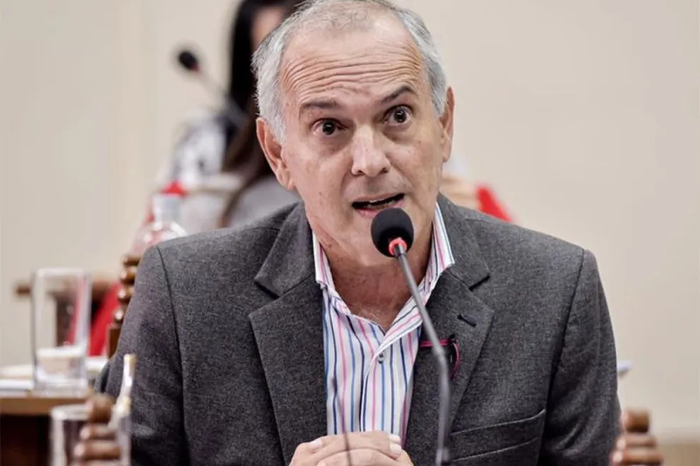 |JOSÉ GAUFFIN| ¿Senadores para cerrar el Senado? La incoherencia hecha campaña