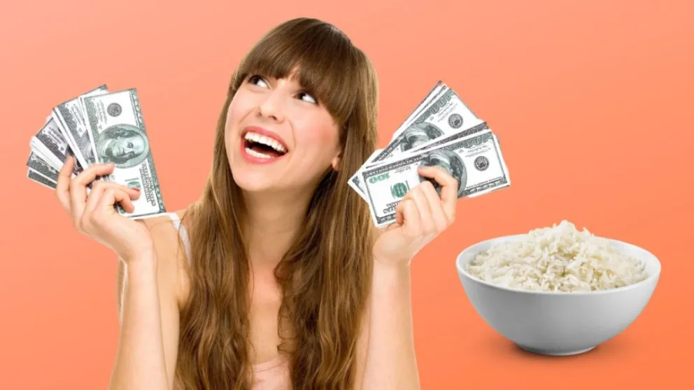 De esta manera debes usar el arroz y las monedas para atraer el dinero a tu casa
