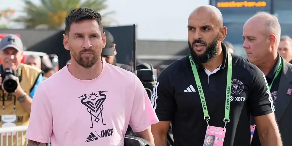 Así fue la increíble reacción del guardaespaldas de Messi al ver a un hincha entrar a la cancha