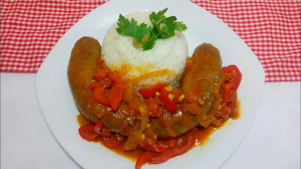 Sorprende a tu familia con esta espectacular receta de chorizo a la pomarola: estos son los fáciles pasos