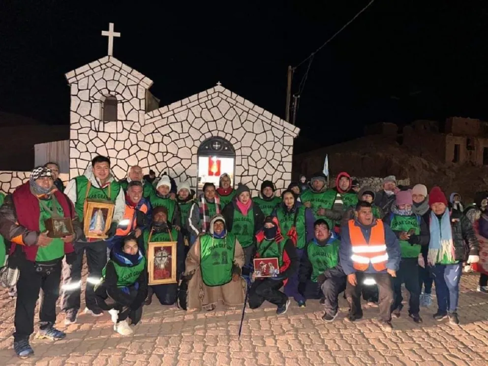 Milagro 2023: los peregrinos de Tolar Grande iniciaron la caminata