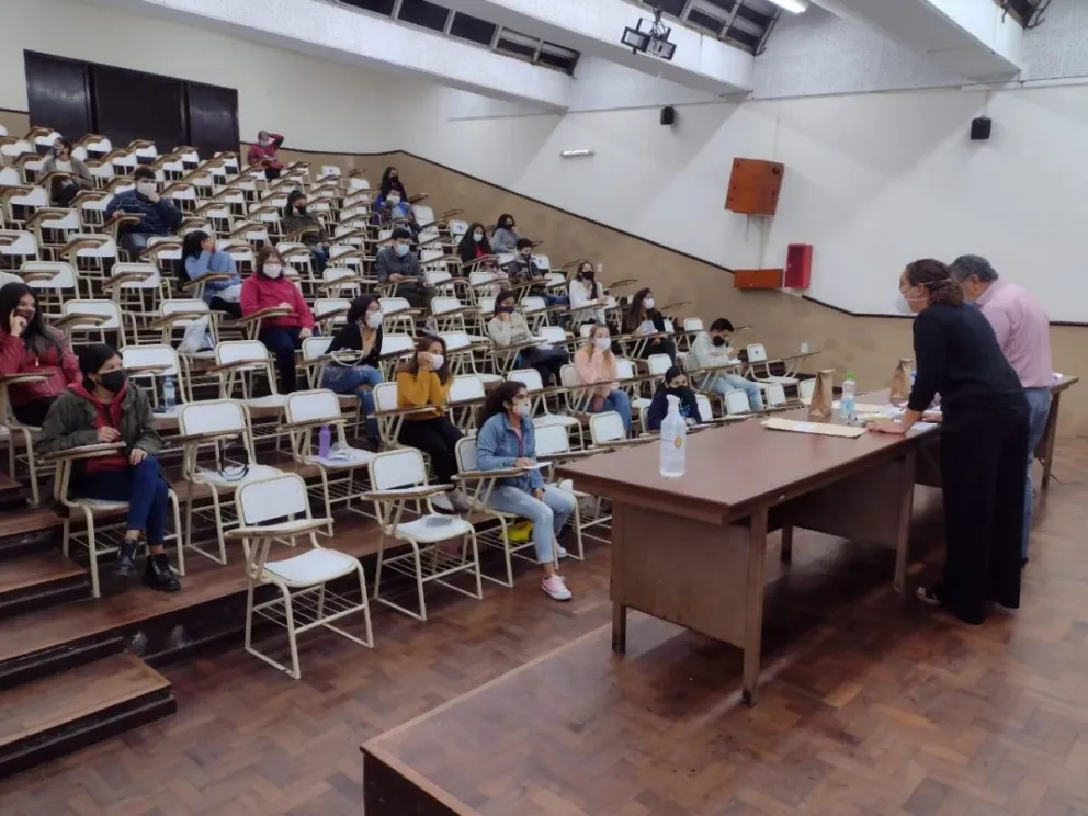 Comienzan las preinscripciones para estudiar Medicina en la UNSa en 2024