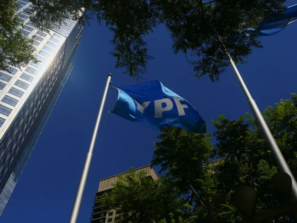 Argentina deberá pagar US$ 16.000 millones por la expropiación de YPF: el Gobierno confirmó que apelará el fallo