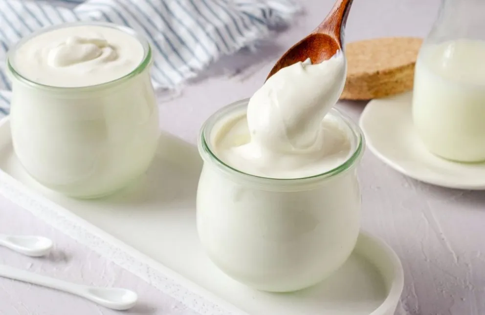 Descubrí cómo hacer el mejor yogourt en casa con solo estos ingredientes: sorprenderás a todos
