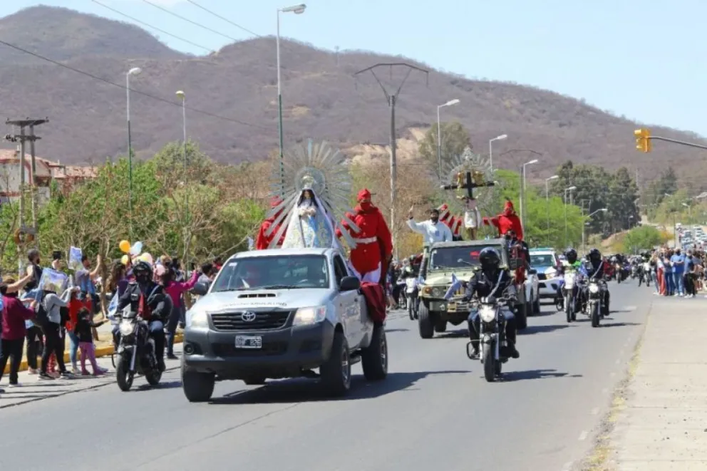 En VIVO: seguí el recorrido las imágenes del Señor y la Virgen del Milagro por los barrios de la ciudad