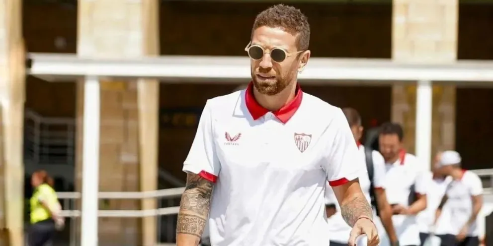 La sorpresiva aparición del Papu Gómez mientras la Selección Argentina juega las Eliminatorias