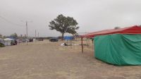Preocupación en el Campo de la Cruz: el viento de anoche dañó varios puestos de la Feria del Milagro