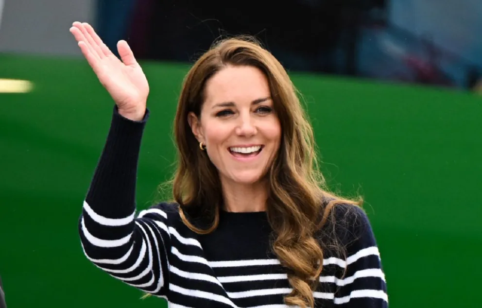 Así se prepara Kate Middleton para el otoño europeo: conocé los pantalones que no te pueden faltar