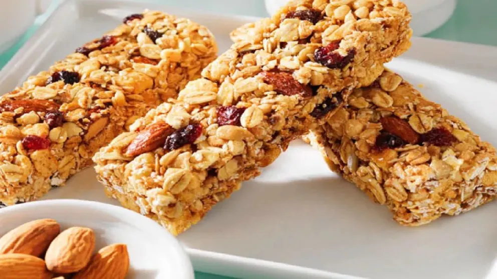 Descubre cómo hacer estas deliciosas barritas de cereal en casa: energía y nutrición en cada bocado