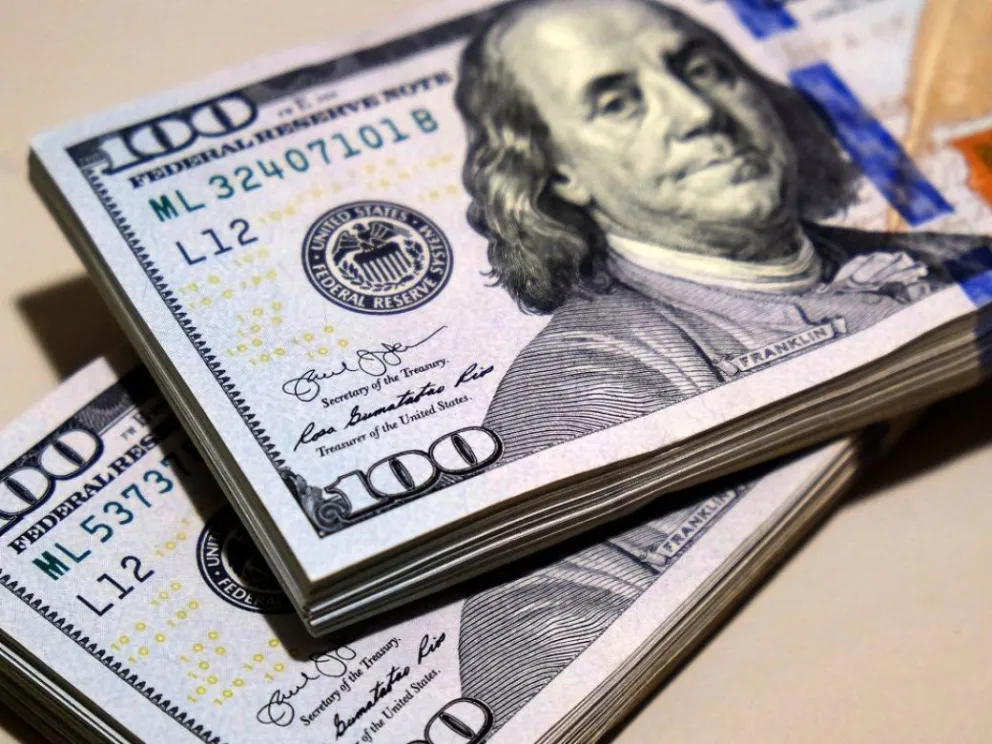 Dólar oficial y dólar blue: a cuánto abrió la cotización este viernes 6 de octubre