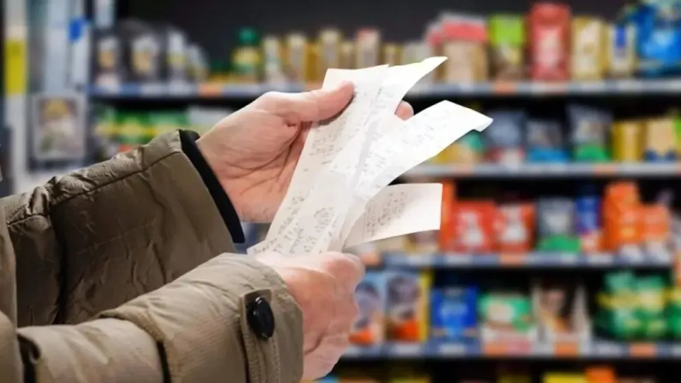 Con un pico de aumentos en diciembre, la inflación de 2023 fue la más alta en más de tres décadas