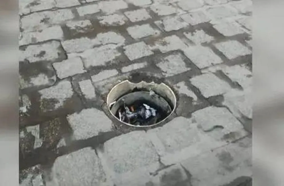Una peregrina cayó por un pozo mientras llegaba a la Catedral