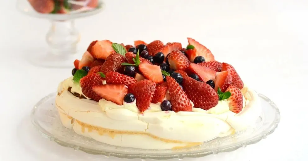 Preparar torta Pavlova nunca fue tan fácil: descubrí cómo hacer este delicioso postre en pocos pasos