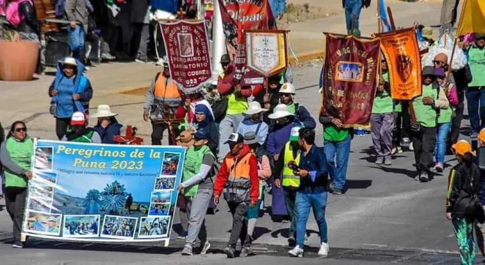 Milagro en Salta: tras un largo camino y colmados de fe, los peregrinos de la Puna llegaron a la Catedral