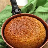 Olvídate del horno y aprende a preparar una deliciosa torta o bizcocho en sartén