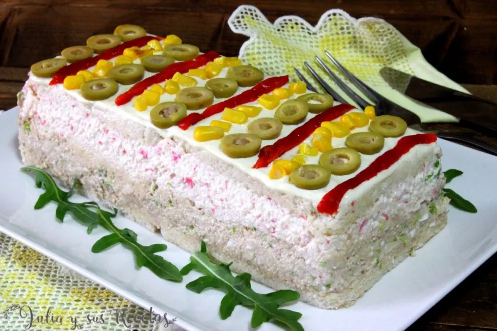 Te decimos cómo hacer un rico pastel de atún frío, una receta fácil de preparar en casa
