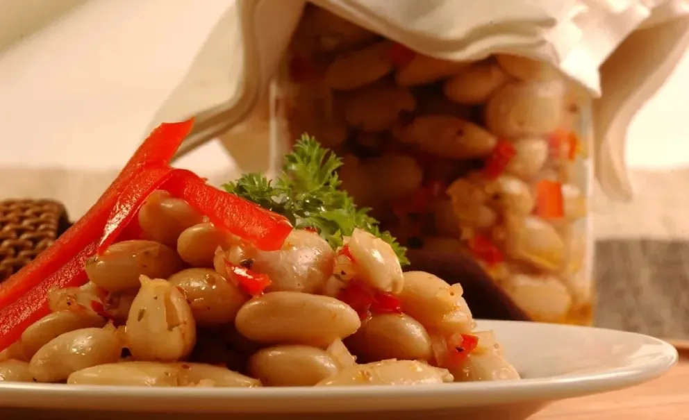Aprendé a hacer esta receta de porotos en escabeche: fácil y económica para sorprender a tu familia