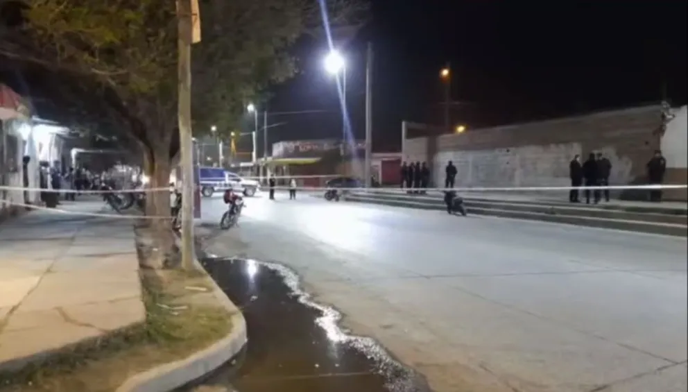 Intento de femicidio en barrio San Benito: una joven fue herida de bala por su expareja en la calle    